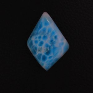 Cabochon Larimar AA – Losange des Caraïbes (pièce unique)